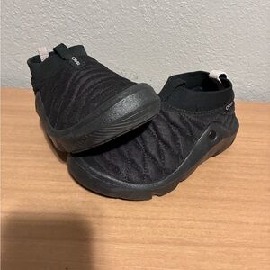 Oboz Women's Whakata Puffy Shoes Size 6 Black Insulated Slip On Comfort